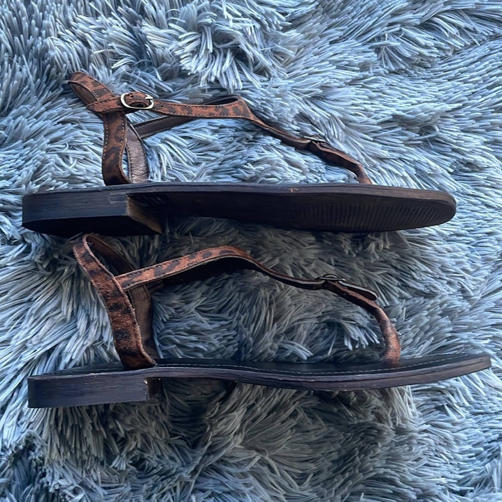 Free People ‘Alina’ Leopard Sandals - Picture 7 of 14